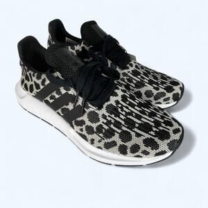 Adidas Swift Run 1.0 Running Shoe Sneakers Leopard Women's Size 6 BD7962